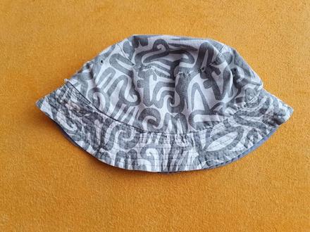 Klobúčik na leto č.110, 110