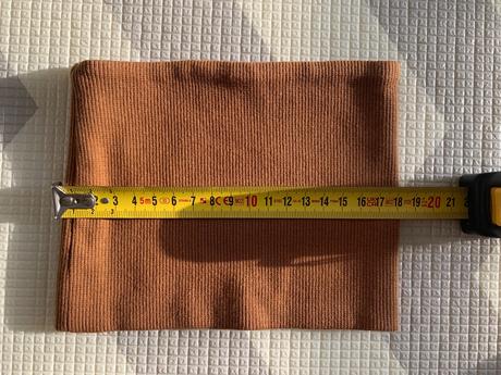 Súprava čiapky a nákrčníka škoricové, 62