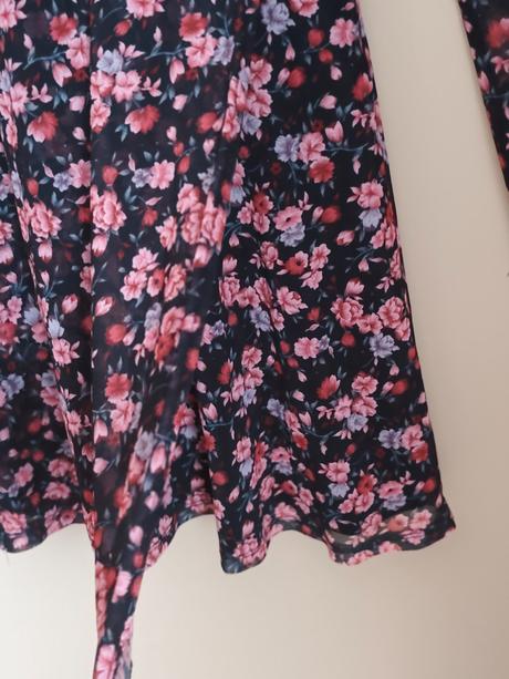 Šaty krásne cropp, xs