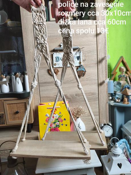 Poličky na zavesenie, 