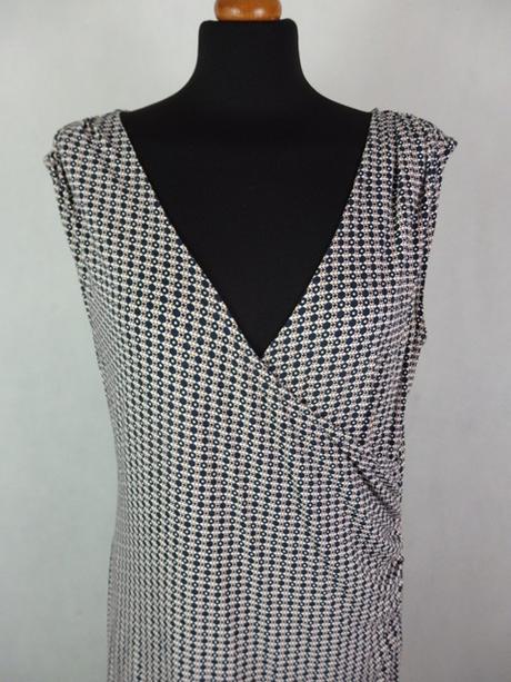 Luxusné úpletové šaty, 42