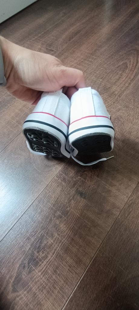 Biele tenisky, sinsay,27