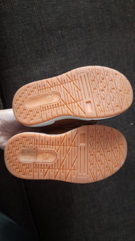 Jesenné topánky, 24