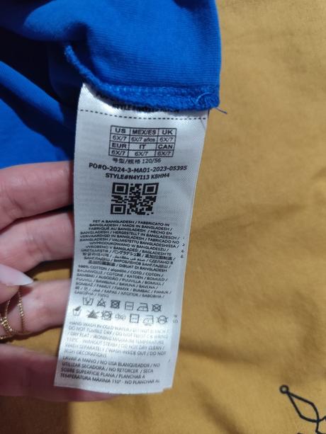 Tričká guess, guess,122