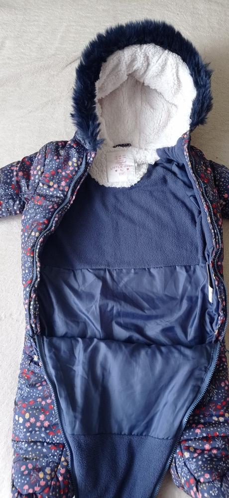 Kvetovaný overal, f&f,68