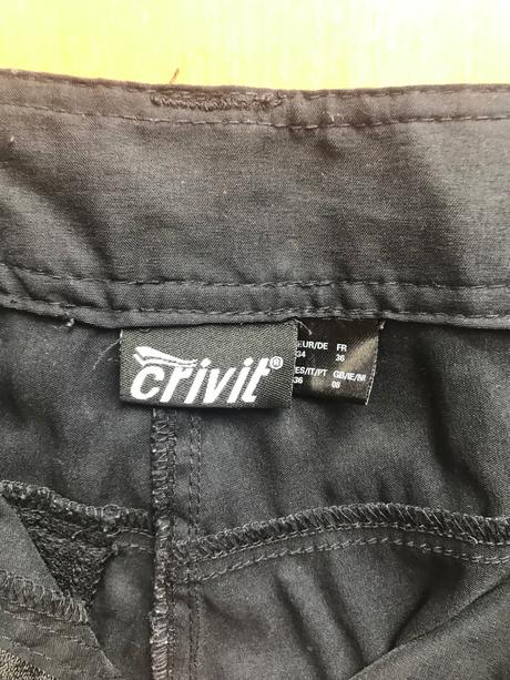 Turistické nohavice, 36