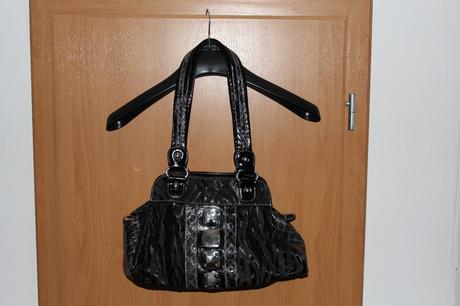 Kabelka charlotte reid, 