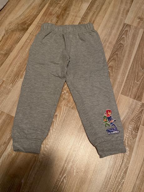 Teplaky 104, nickelodeon,104