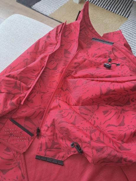 Dámska červená športová bunda, xxl