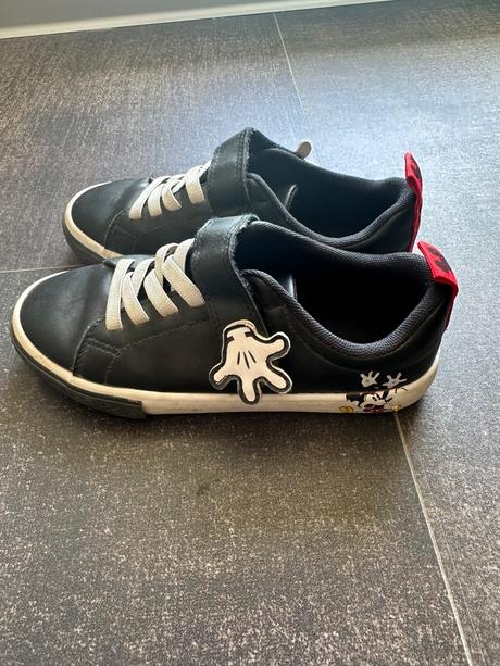 Topanky mickey mouse, 32