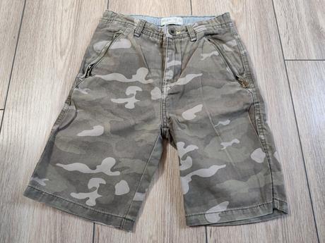 Maskačove šortky, zara,122