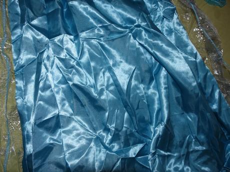 Nove saty na karneval pre elsu od vogue fashion,