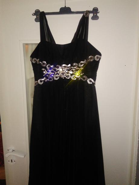 Spoločenské šaty, 40