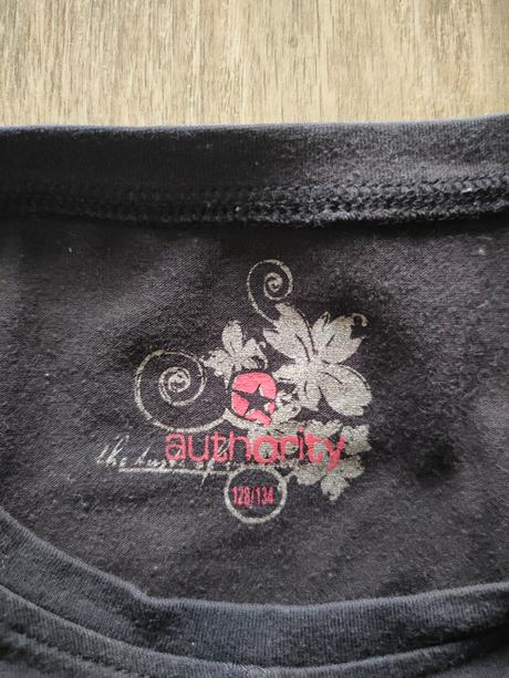 Detské tričko zn. authority, veľ. 128-134, authority,128