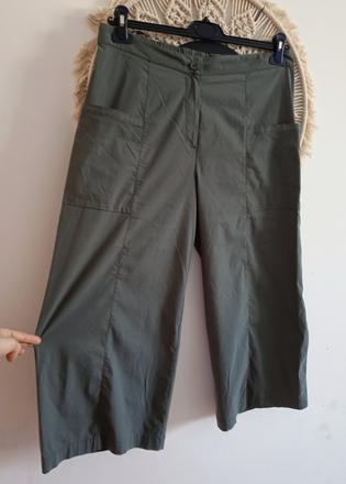 Trištvrťové khaki nohavice, xl