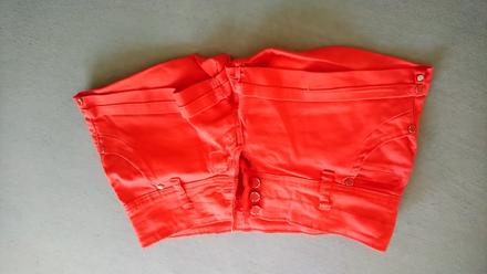 Výrazné kraťasy, m