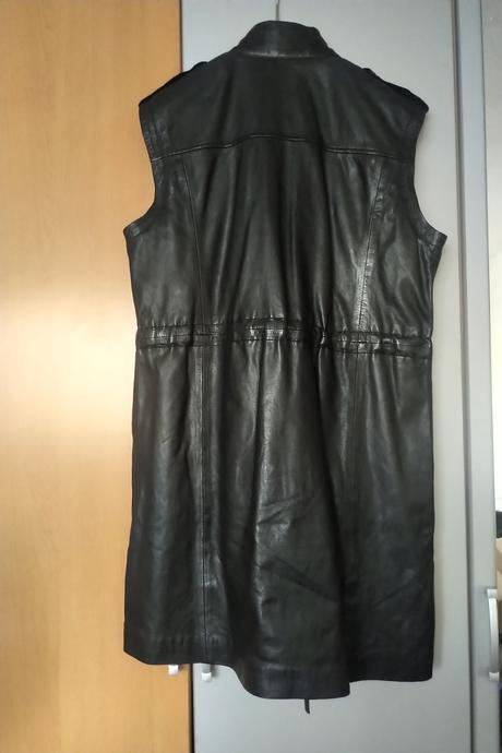 Luxusna kožená vesta, armani,l