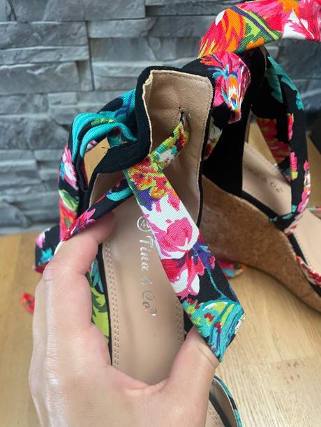 Ovinovacie sandalky tina & co, 40