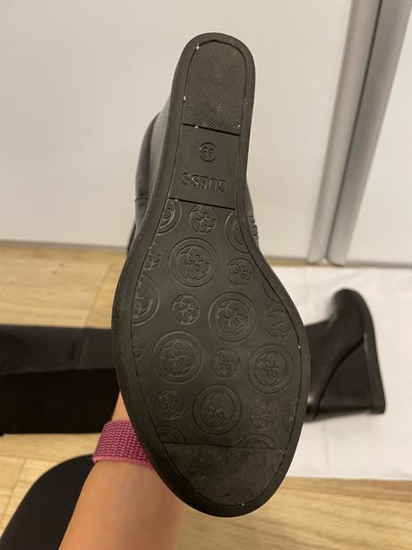 Kožene čižmy guess, guess,38