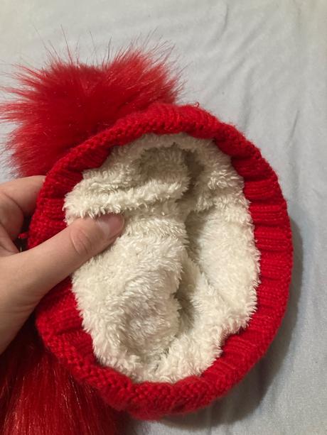 Ciapka s brmbolcami, 98