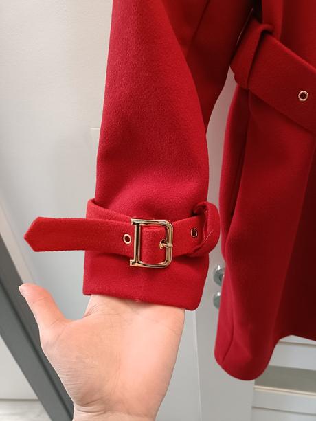 Červený kabát, l / xl