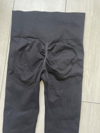 Elastické legíny s vytvarovaným zadkom, xs
