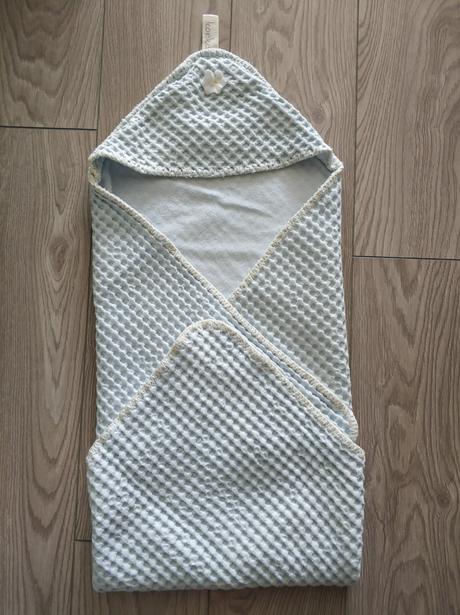 824ša_koeka zavinovacia deka,