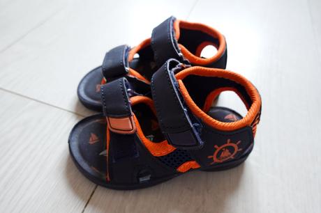 Chlapčenské sandálky, 22