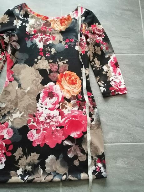 Kvetované šaty code v40, 40