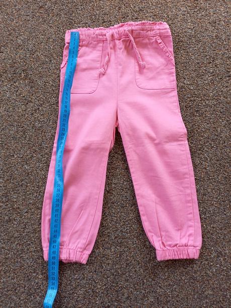 Ľahké nohavice pre malú slečnu, pepco,92