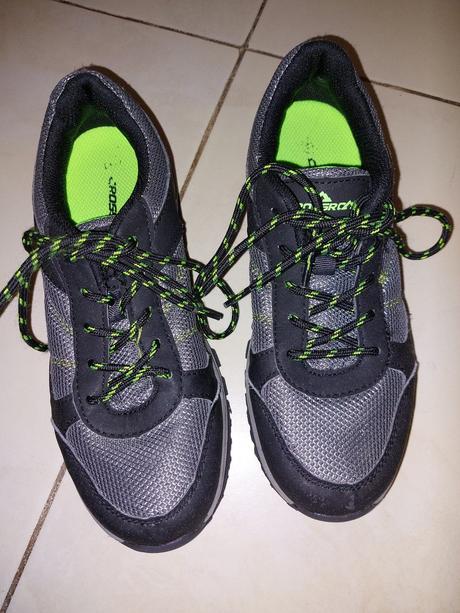 Topánky crossroad, 37