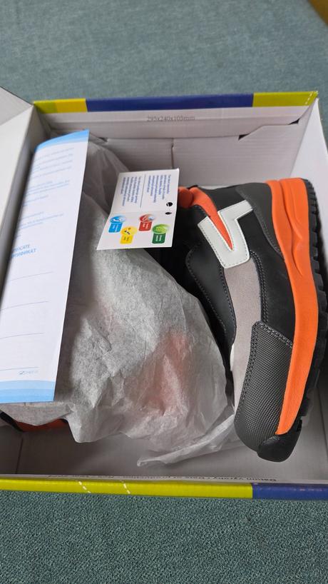 Zateplene nove topanky v.34, protetika,34