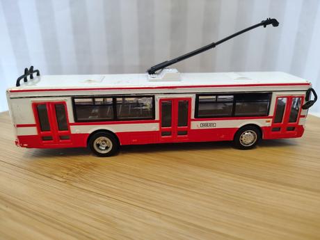 Kovový trolejbus rappa 1/72, na diely, 16 cm, 
