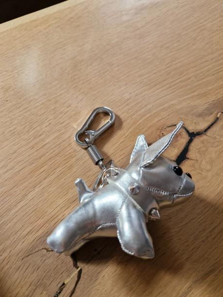 Prívesok na kľúce, kabelku,