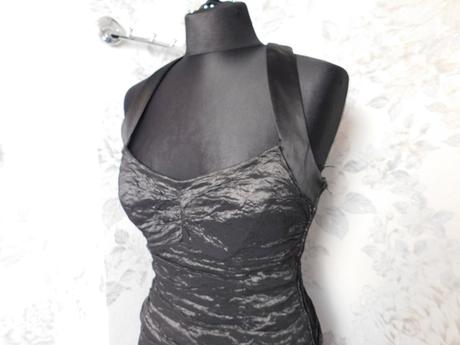 Luxusne slavnostne strečove šaty,čiernej farby s d, 38