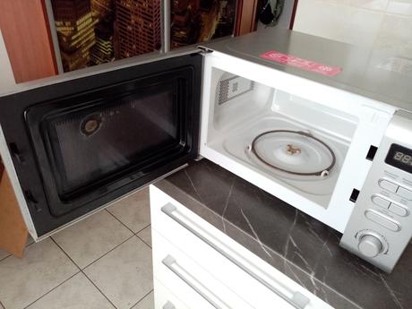 Mikrovlnná rúra eta klasico, eta