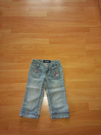 Trojstvrtove riflicky, 122