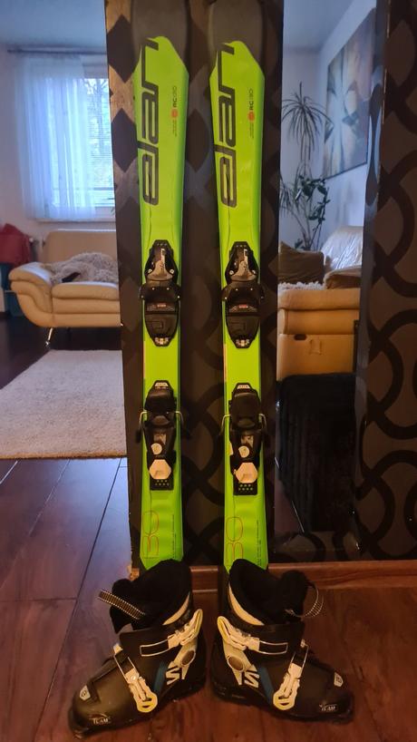 Lyze s lyziarkami, prilba, elan,130-139 cm