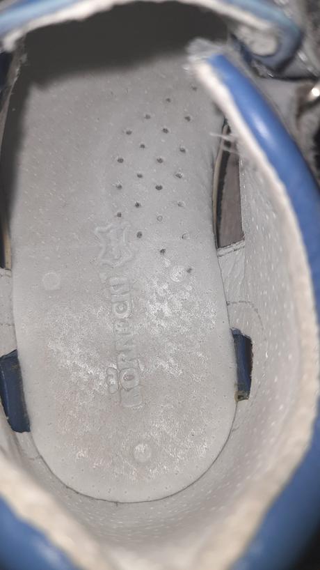 Kožené sandálky, kornecki,24