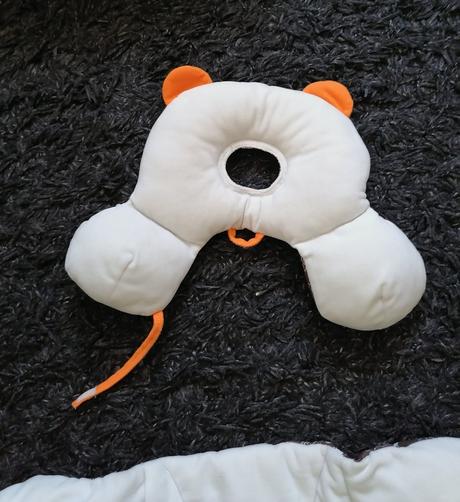 Opierka do autosedačky, 