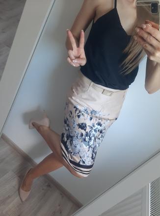 Kvalitná sukňa, 42