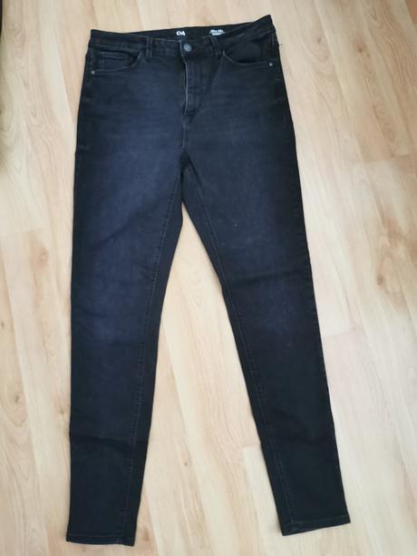 Čierne rifle c&a, c&a,m