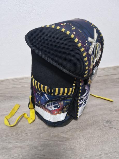 Školská aktovka pre i.stupeň zš 1.-4.tr.,