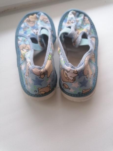 Papucky, decathlon,25