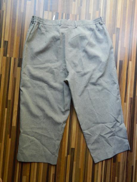 Elegantne tristvrtaky, 42