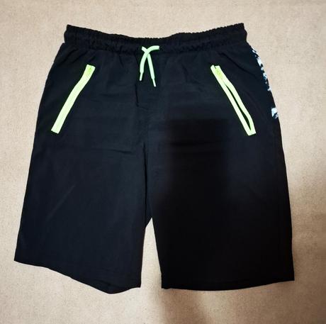 Balík oblečenia, 140–152