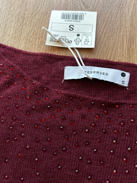 Bordový svetrík s kamienkami, reserved,36 / s