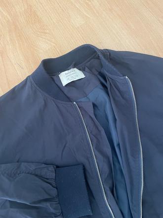 Modrá párka bunda, bershka,m