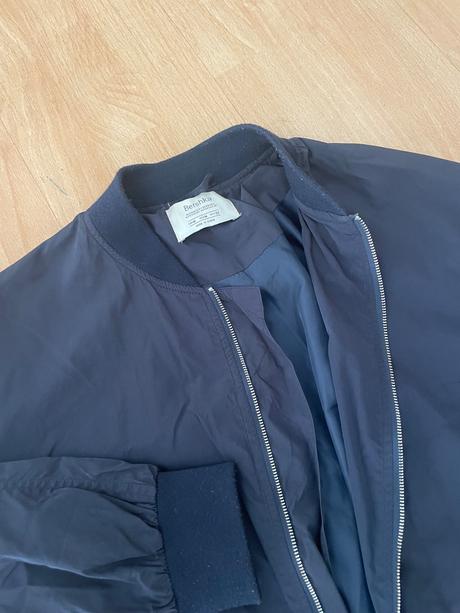 Modrá párka bunda, bershka,m
