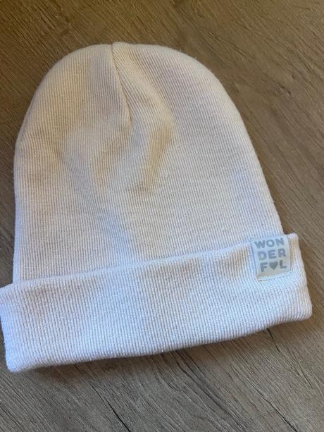 Čiapka reserved, reserved,122